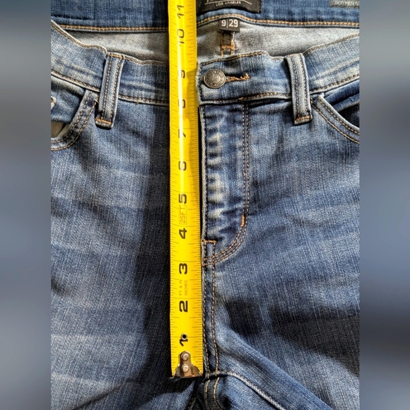 Judy Blue Women's Boyfriend Jeans in Blue 9 - Picture 12 of 14